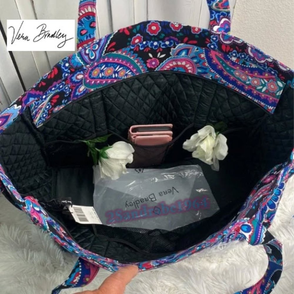 Vera Bradley Get Going Tote / Haymarket Paisley - Picture 4 of 16